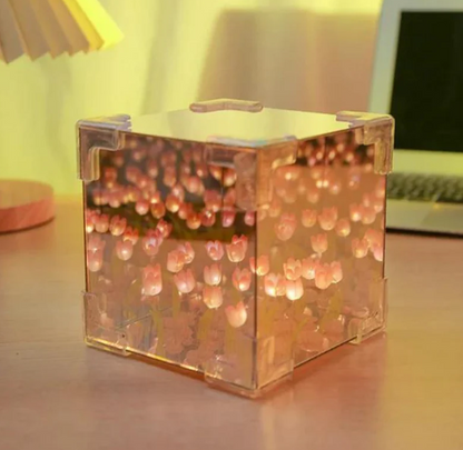 Cubo de Tulipanes Infinitos